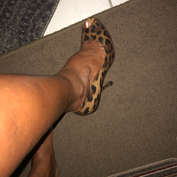 Authentic Dolce Gabbana shoes size 38 - Picture 4 of 4